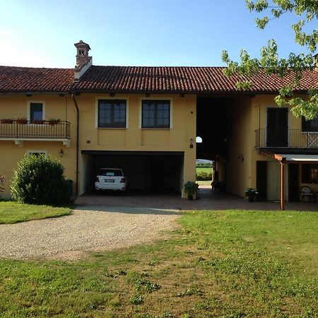 Bed and Breakfast Quattro Gatti Airasca Exterior foto