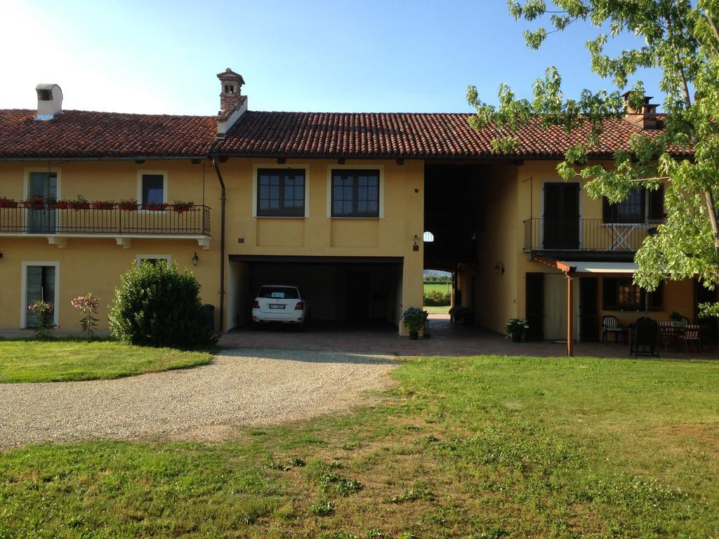 Bed and Breakfast Quattro Gatti Airasca Exterior foto